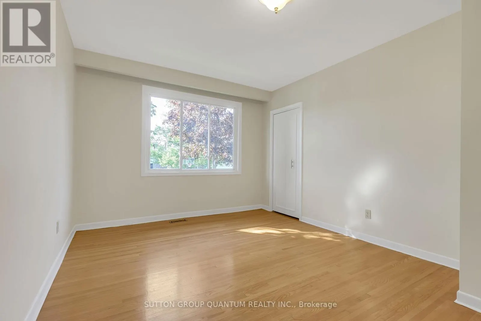 951 STREAMWAY CRESCENT