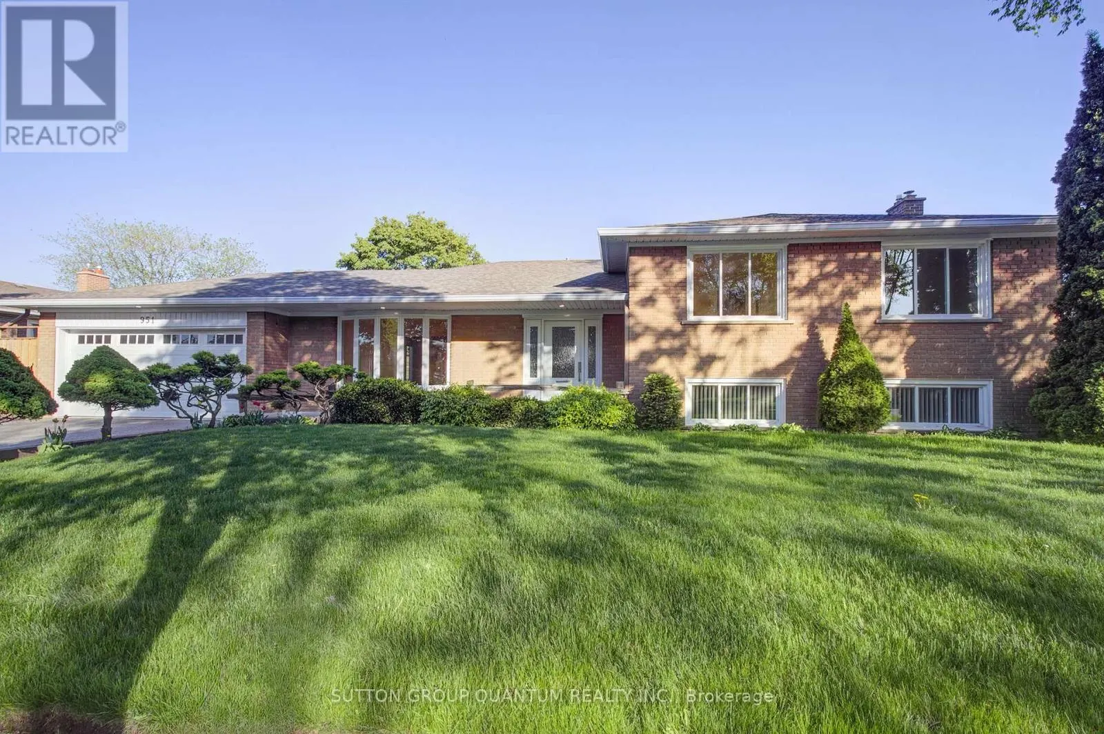 951 STREAMWAY CRESCENT
