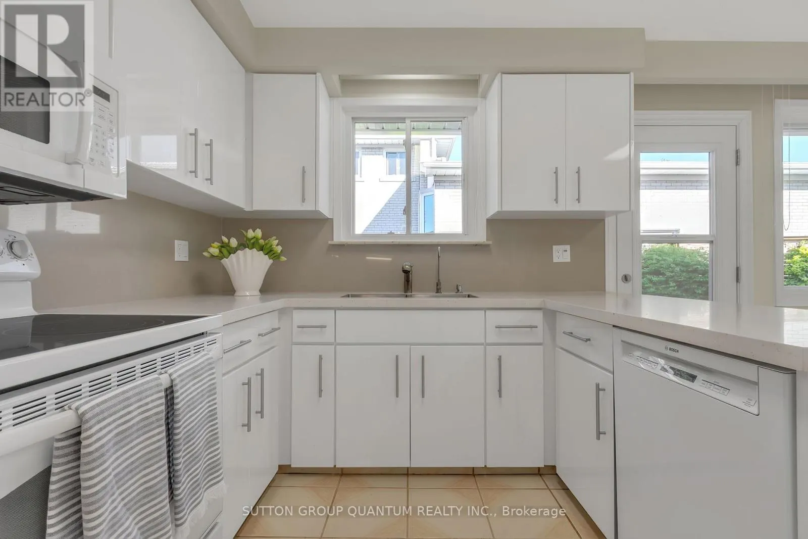 951 STREAMWAY CRESCENT
