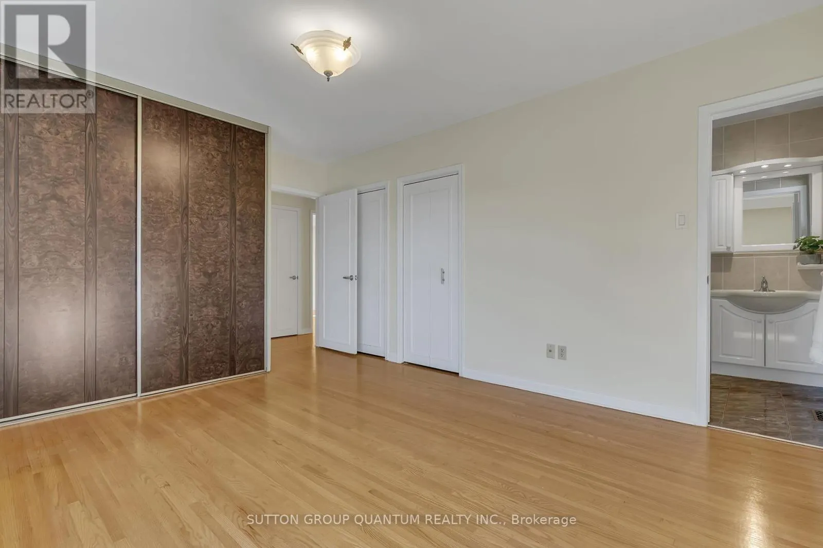 951 STREAMWAY CRESCENT