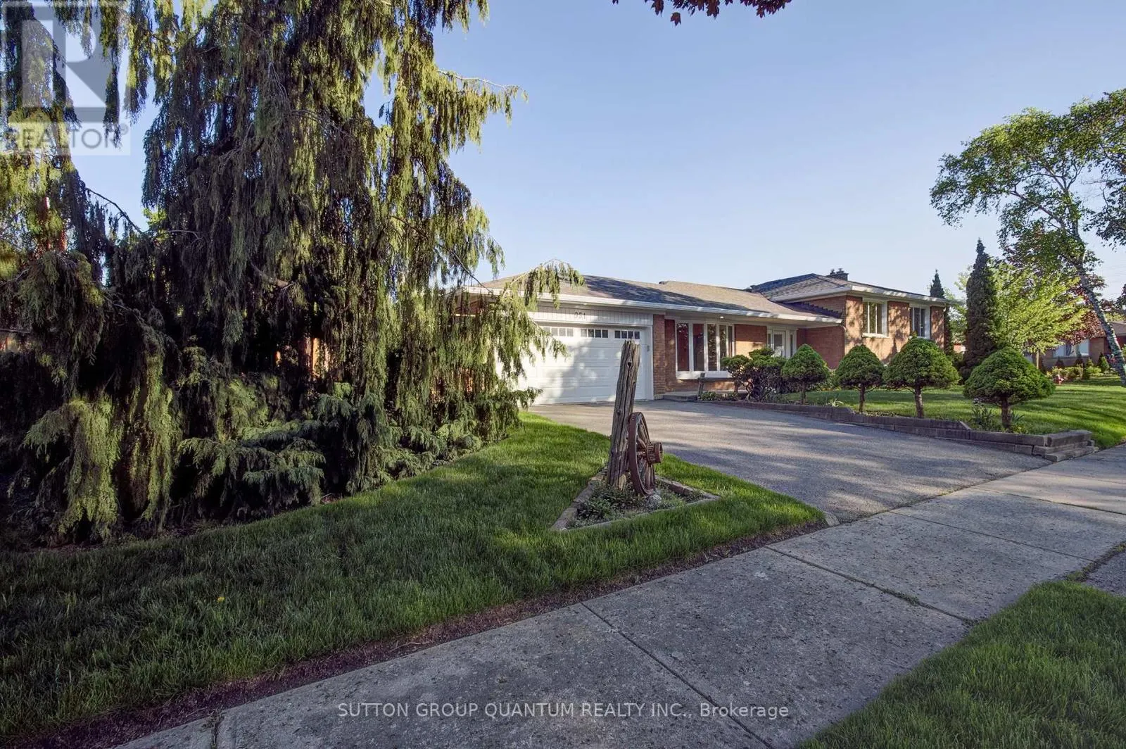 951 STREAMWAY CRESCENT
