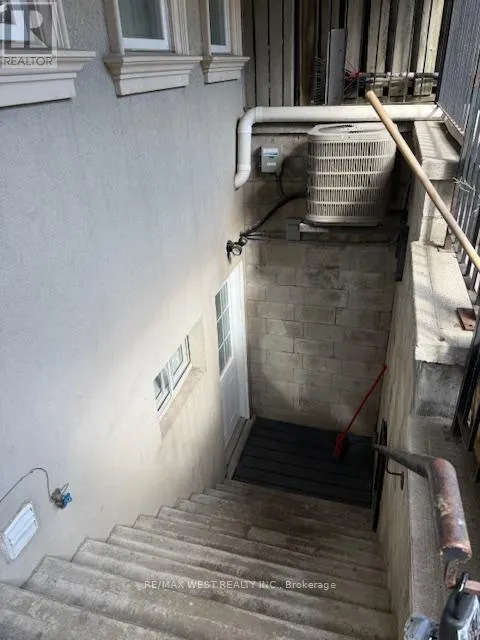 BSMT - 3 HARVIE AVENUE