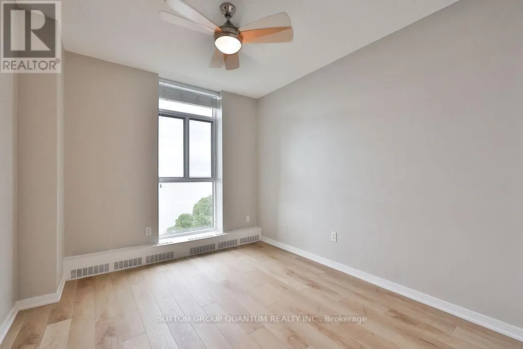 1605 - 5250 LAKESHORE ROAD