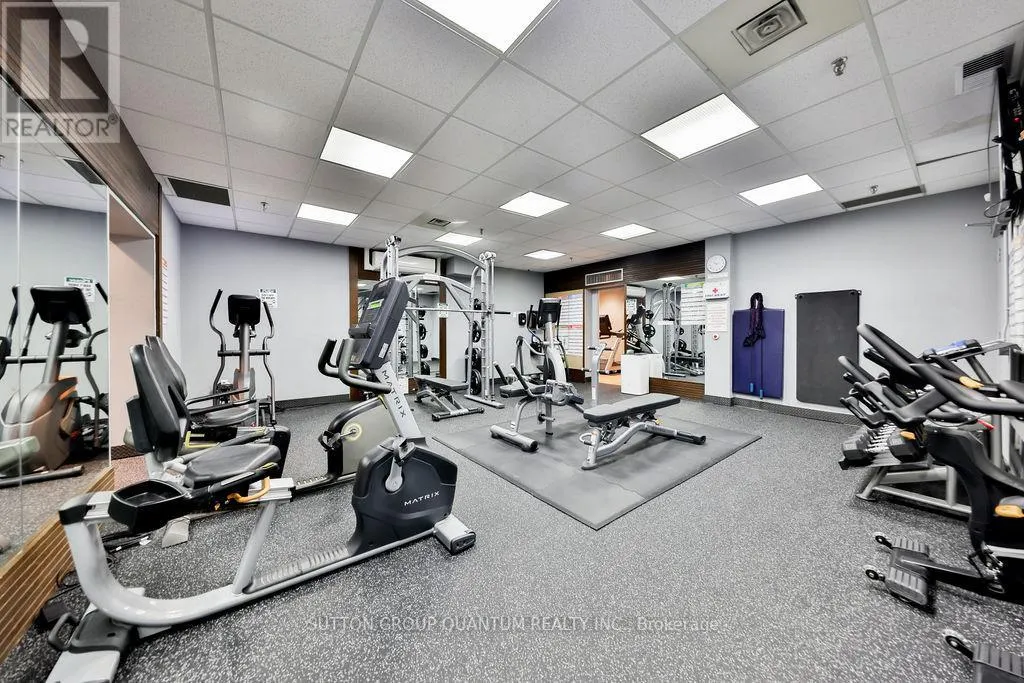 1605 - 5250 LAKESHORE ROAD