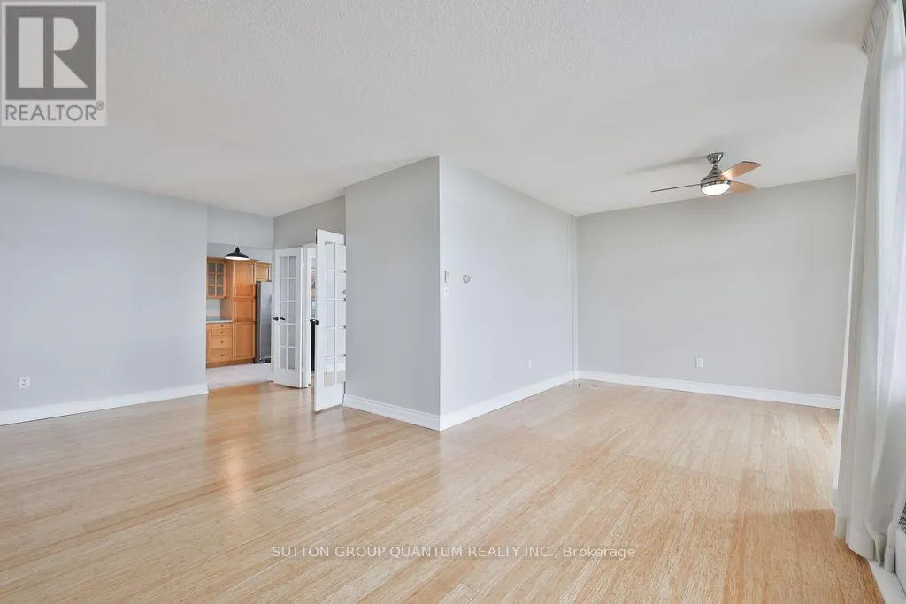 1605 - 5250 LAKESHORE ROAD