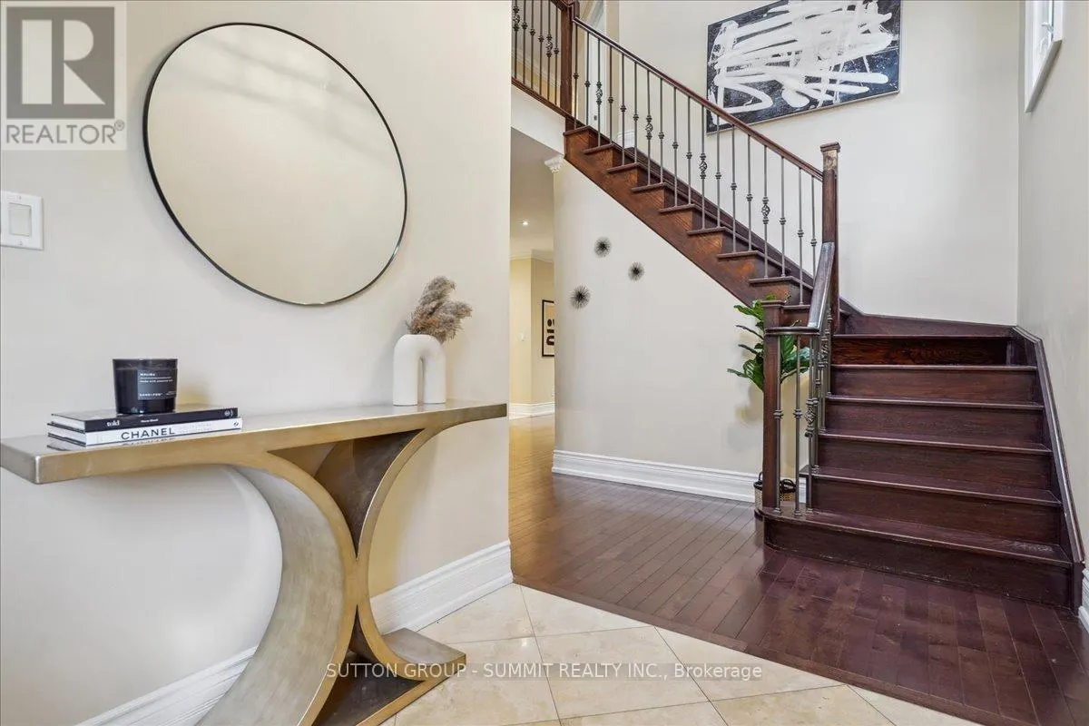 137 EAGLEWOOD BOULEVARD