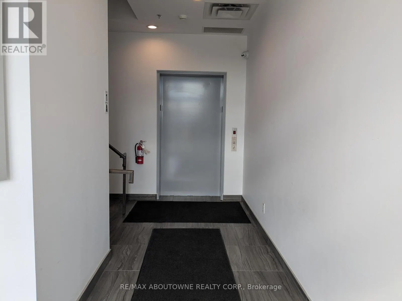 201 - 3475 REBECCA STREET