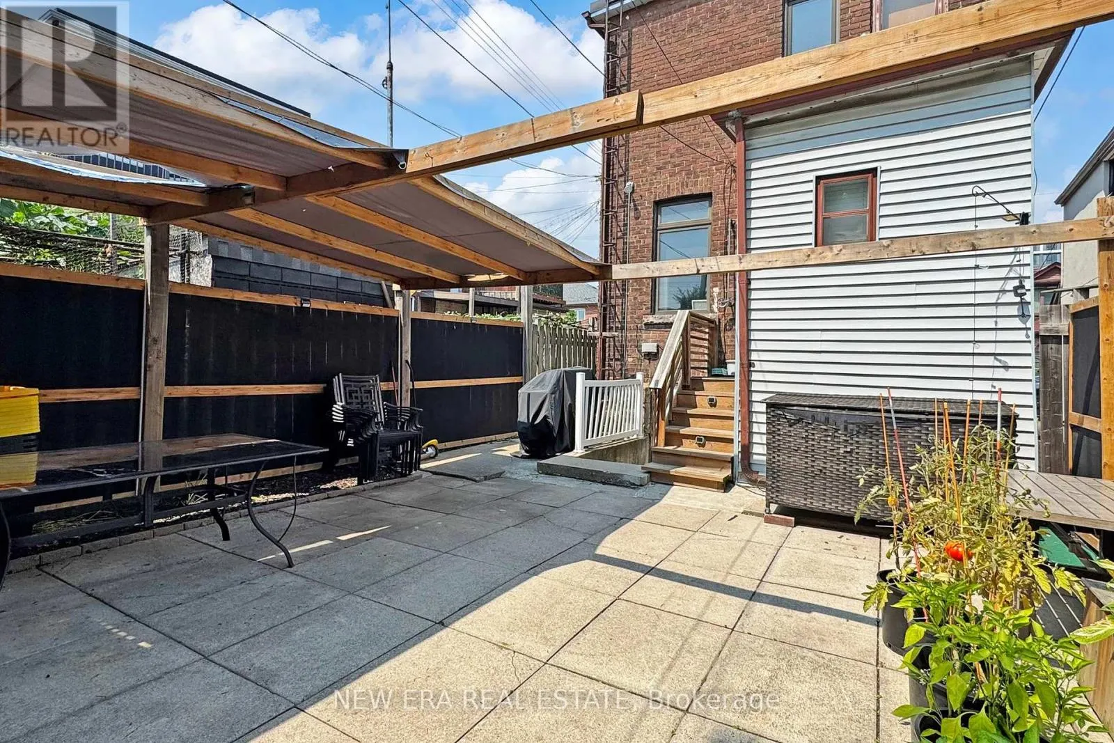53 BURNFIELD AVENUE
