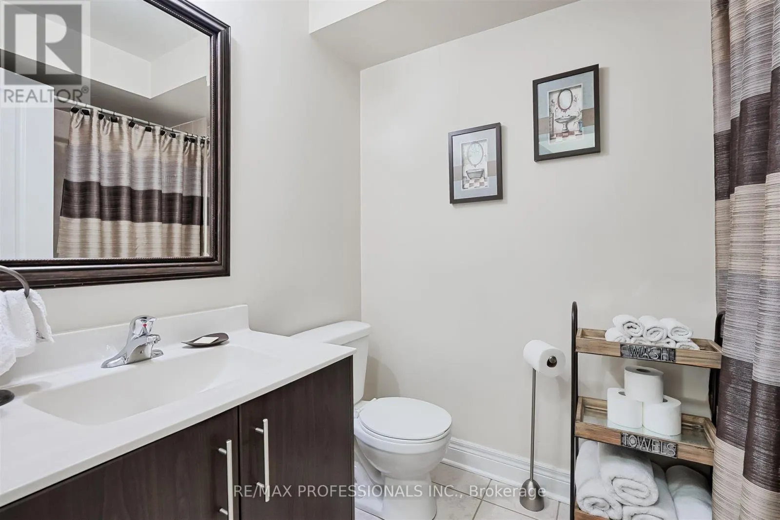 825A OXFORD STREET