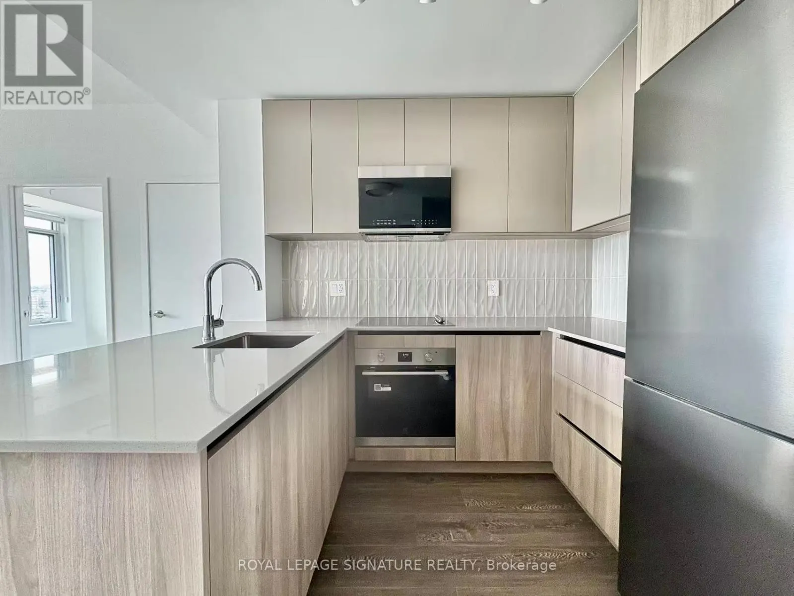 826 - 2485 EGLINTON AVENUE W