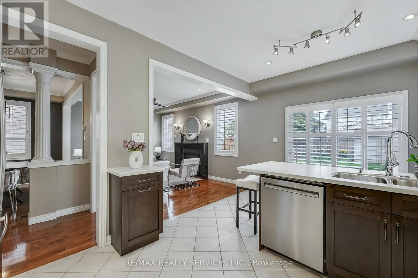 194 COOKE CRESCENT