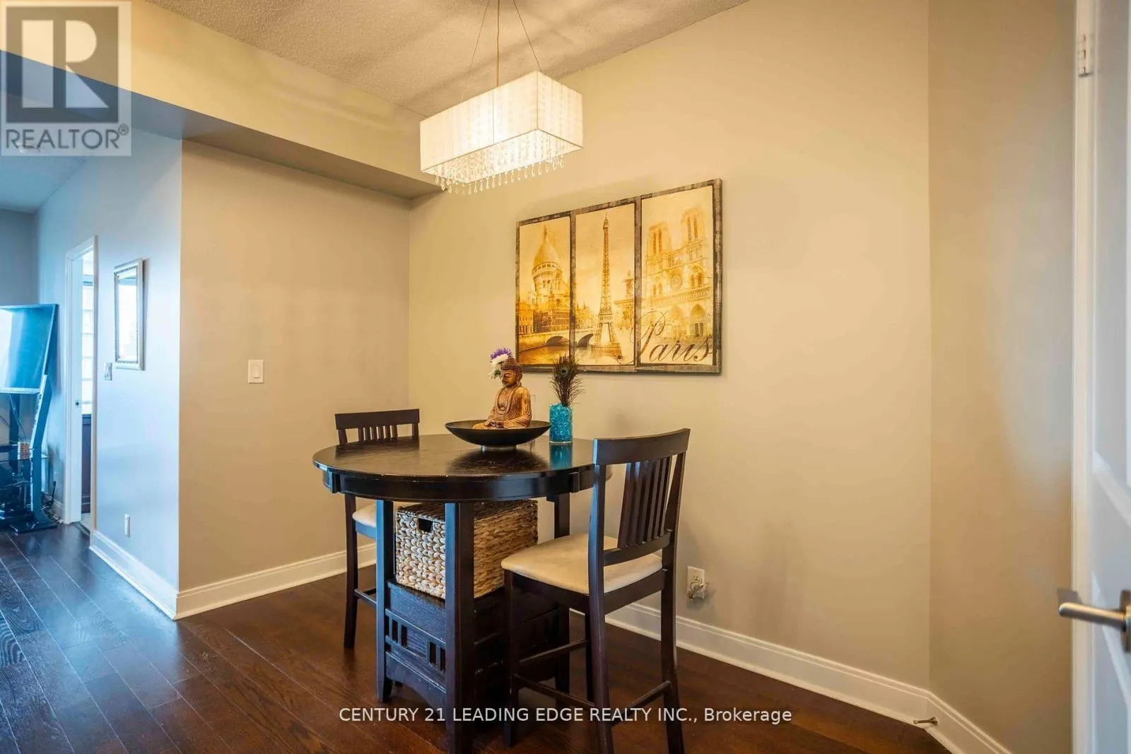 2607 - 80 ABSOLUTE AVENUE