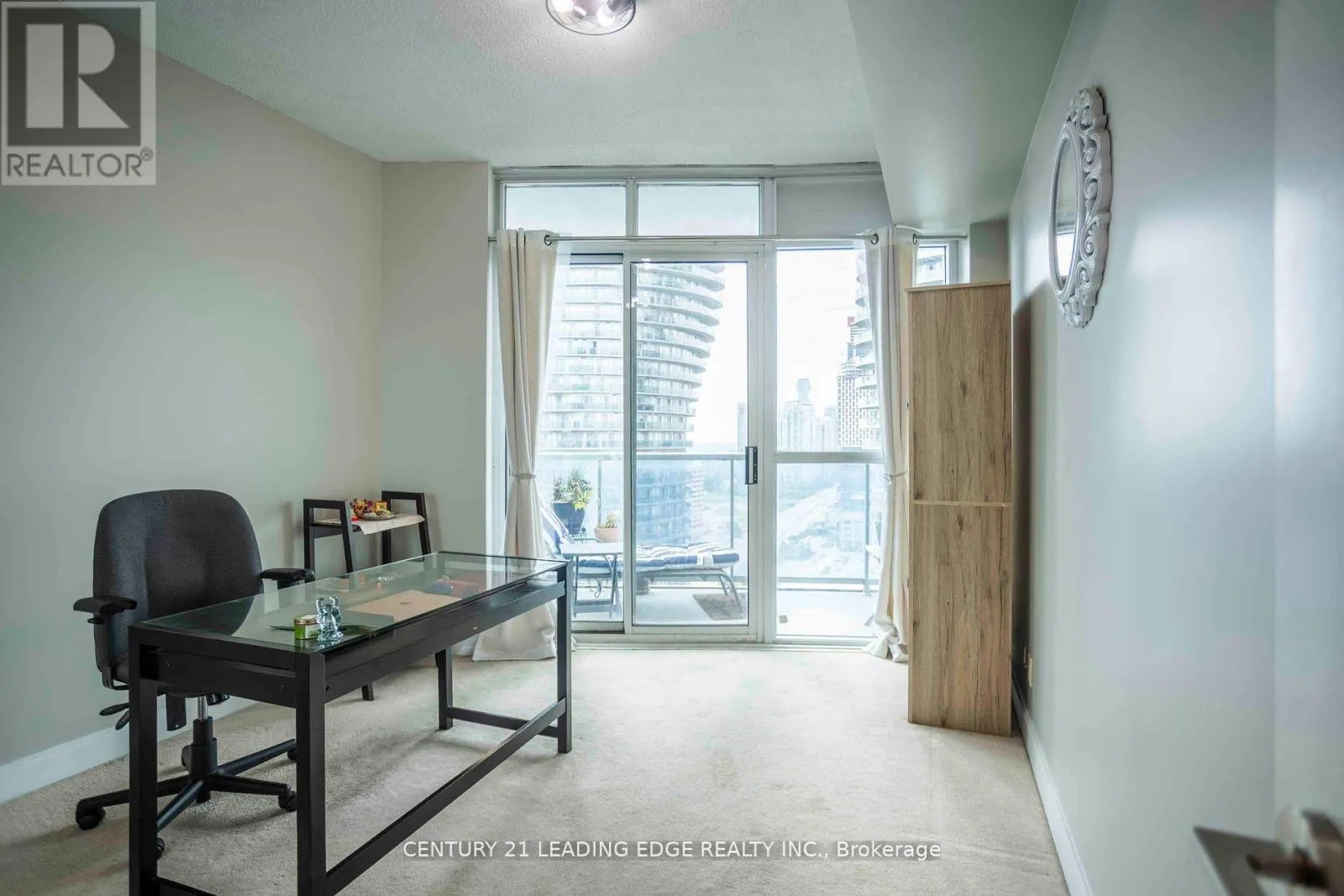 2607 - 80 ABSOLUTE AVENUE