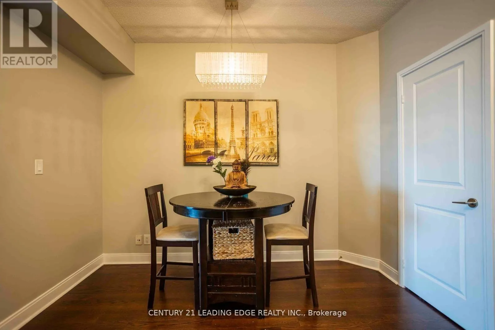2607 - 80 ABSOLUTE AVENUE