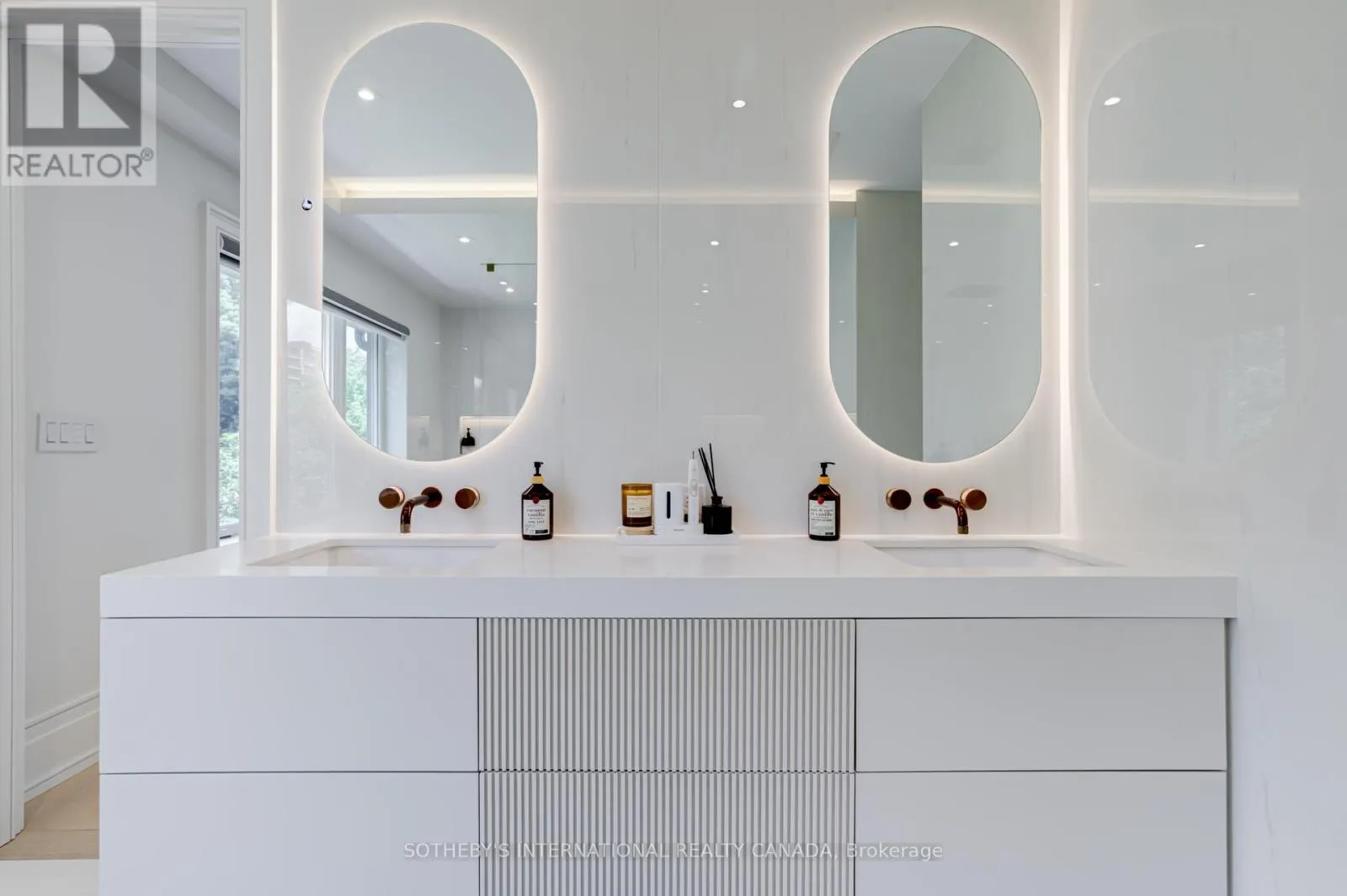 11 SHERIN COURT