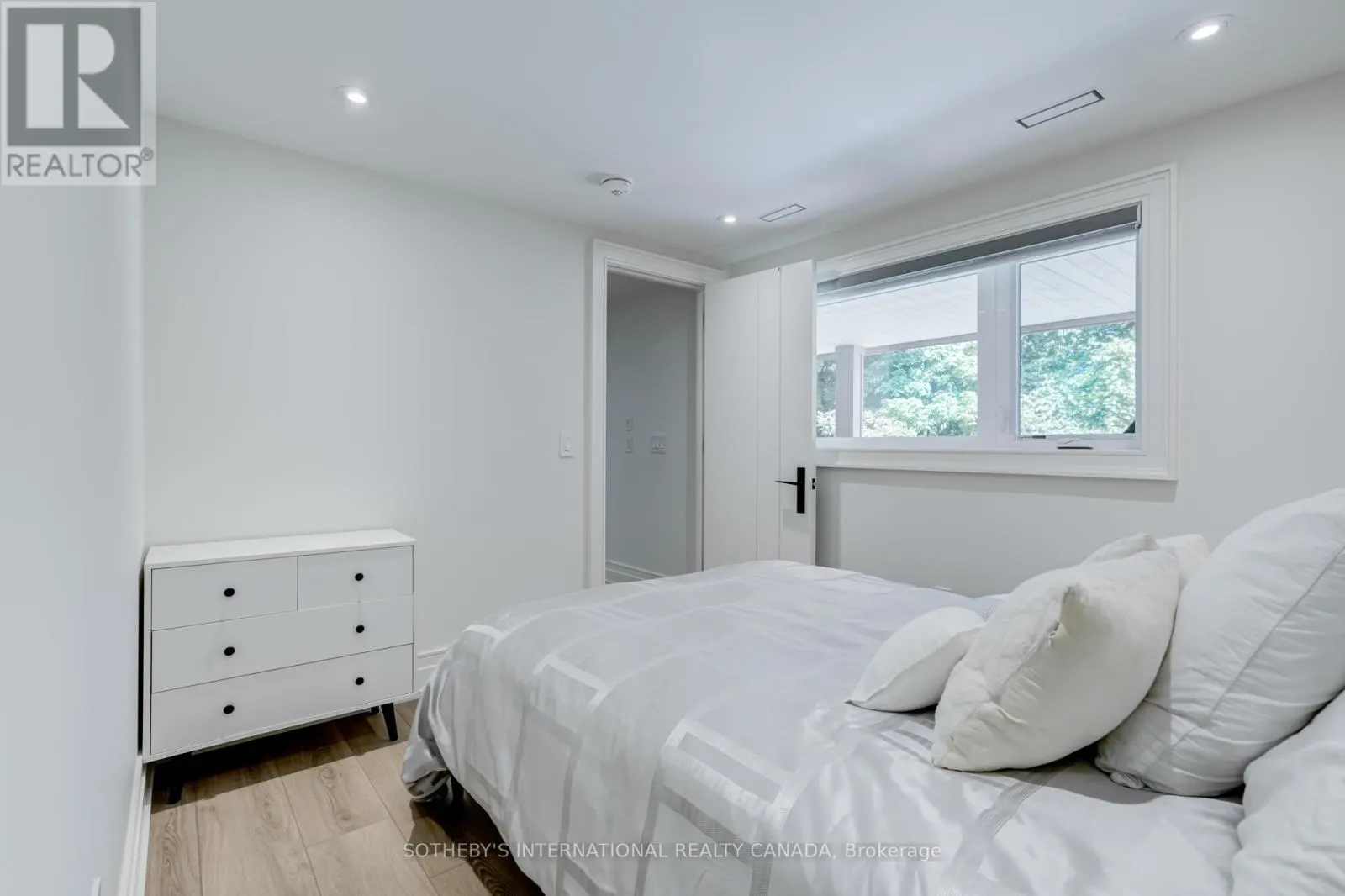 11 SHERIN COURT