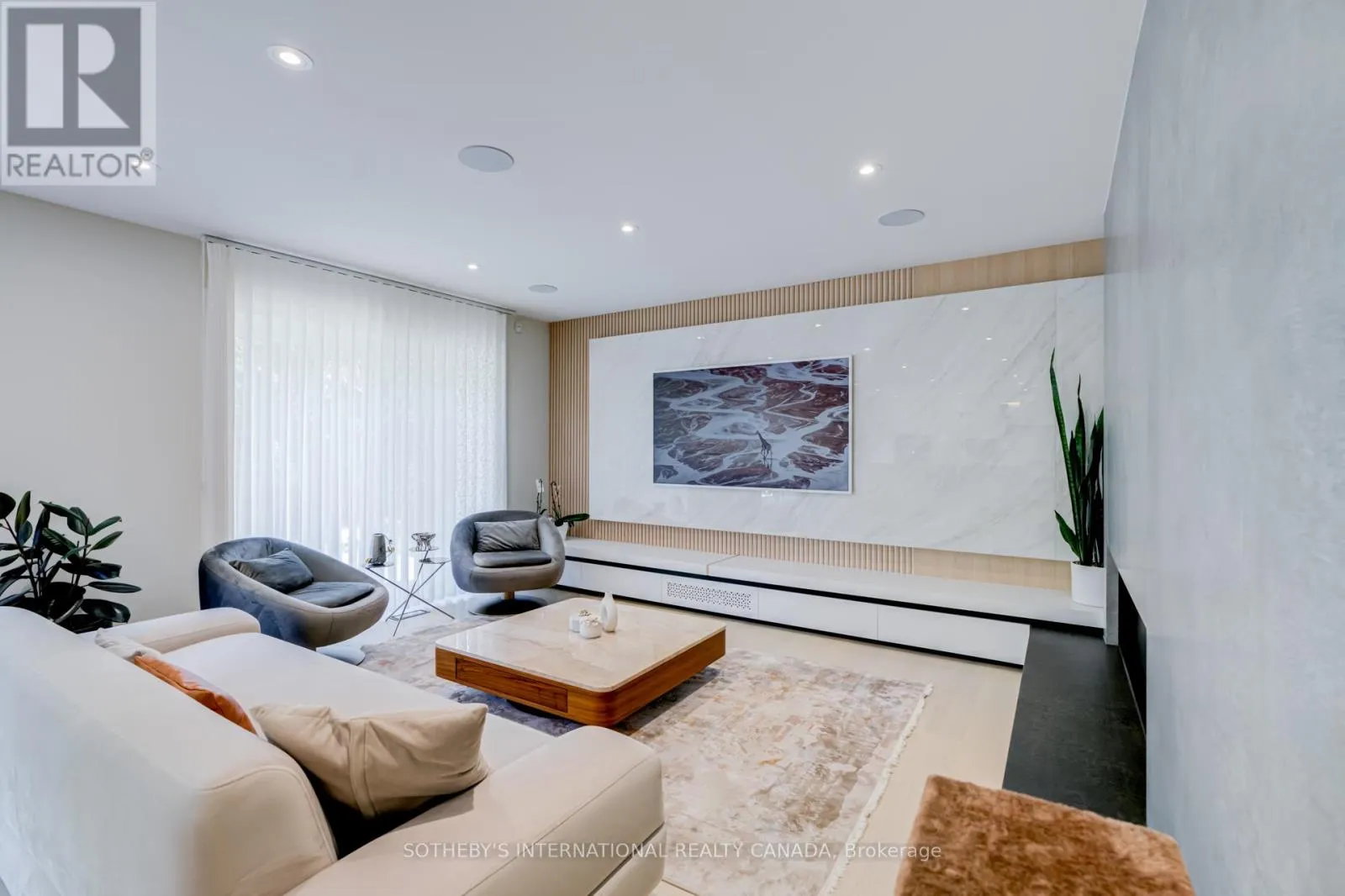 11 SHERIN COURT