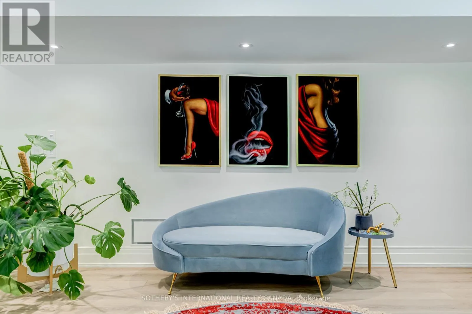 11 SHERIN COURT