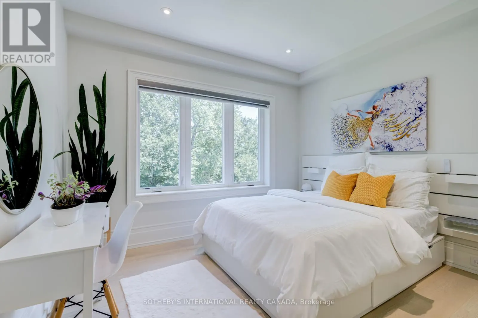 11 SHERIN COURT