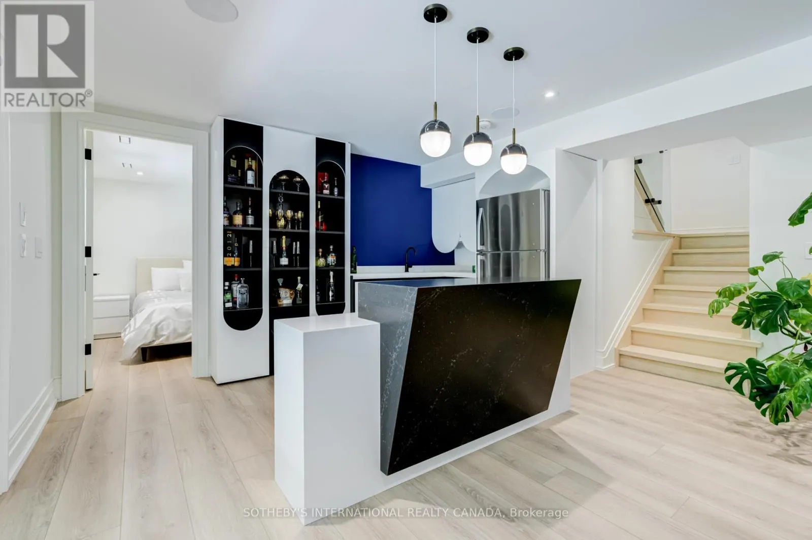 11 SHERIN COURT