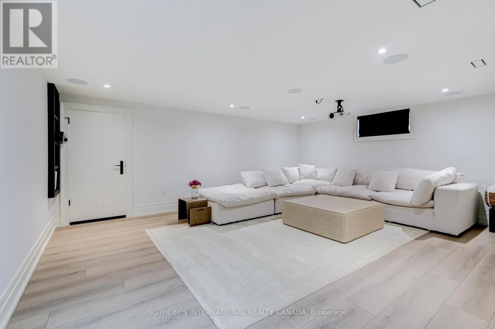 11 SHERIN COURT