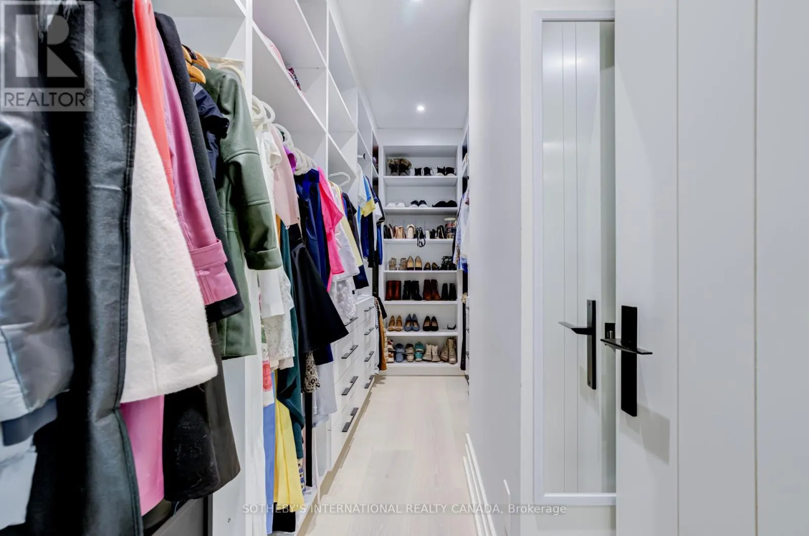 11 SHERIN COURT