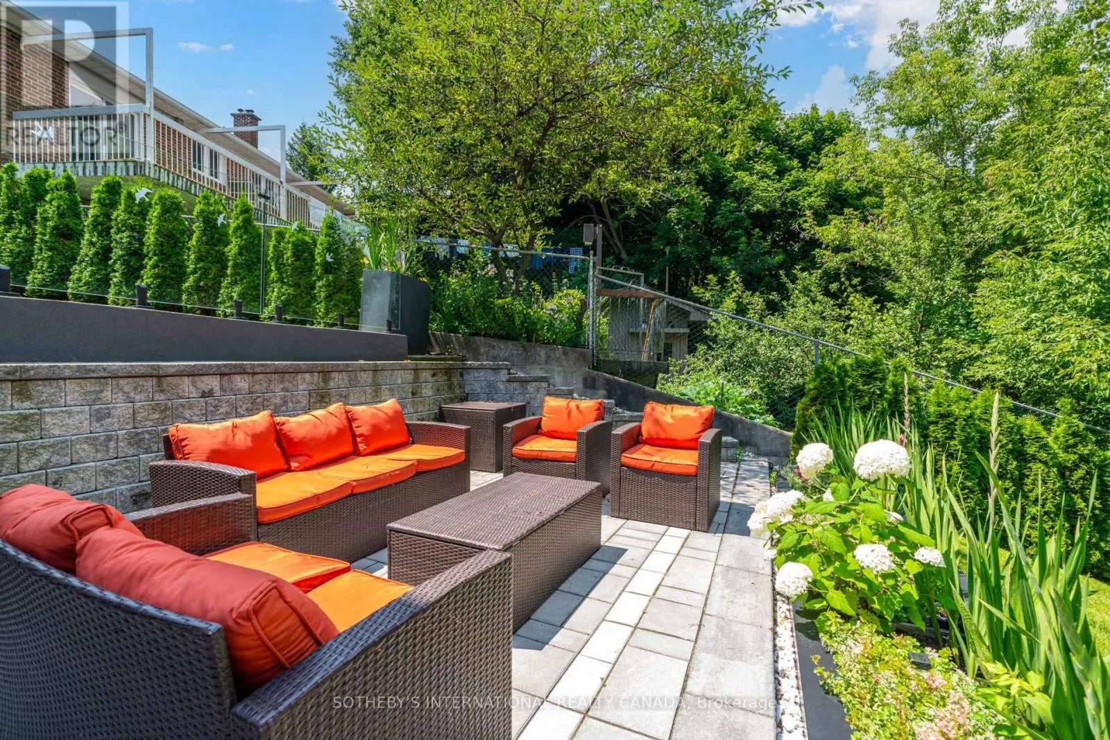 11 SHERIN COURT