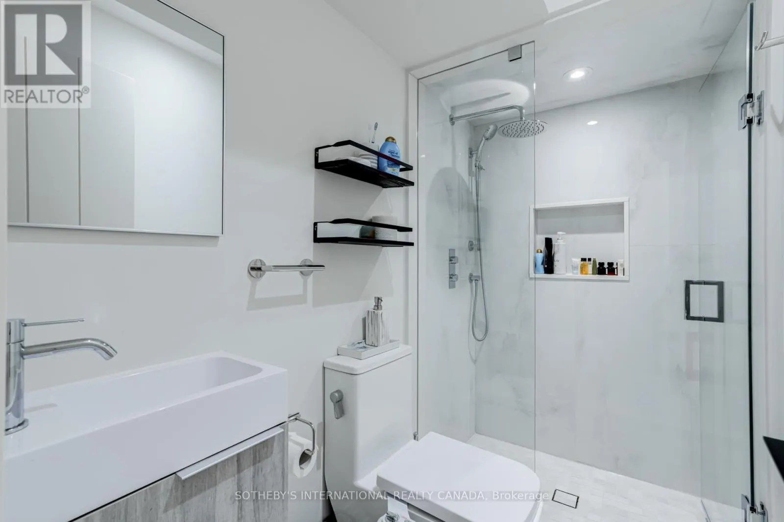 11 SHERIN COURT