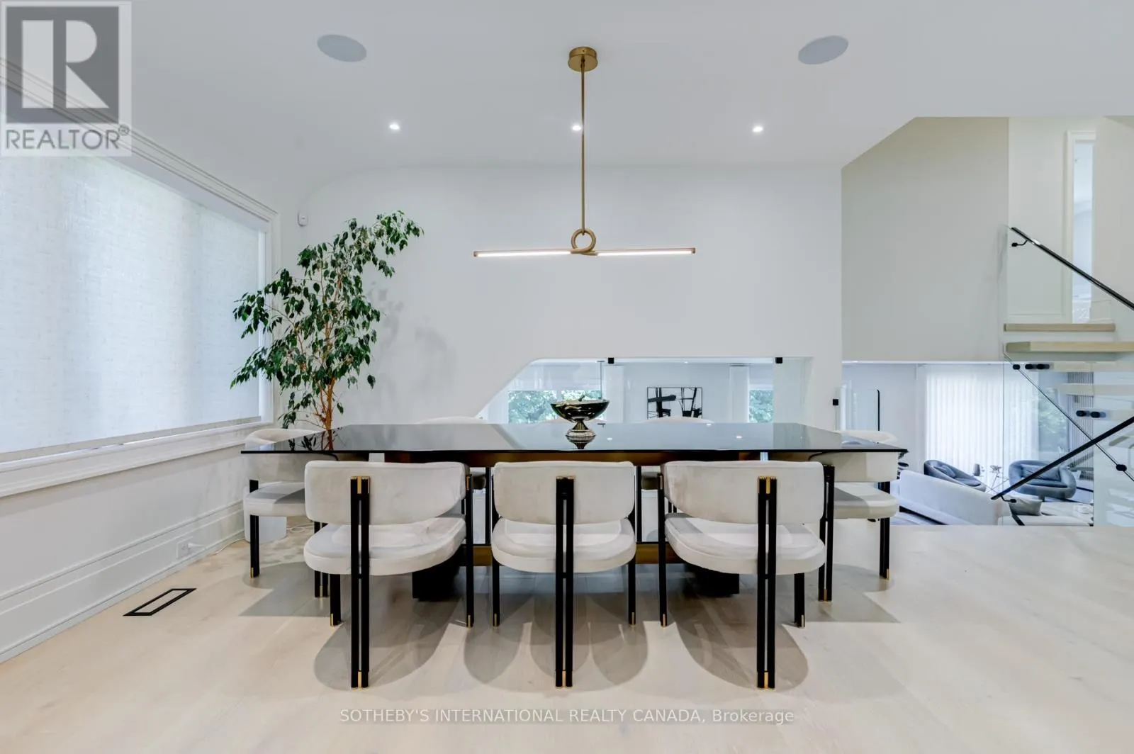 11 SHERIN COURT