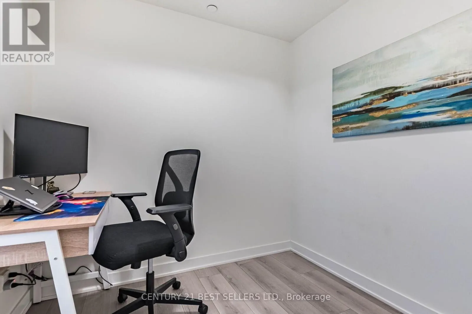 510 - 1440 CLARRIAGE COURT