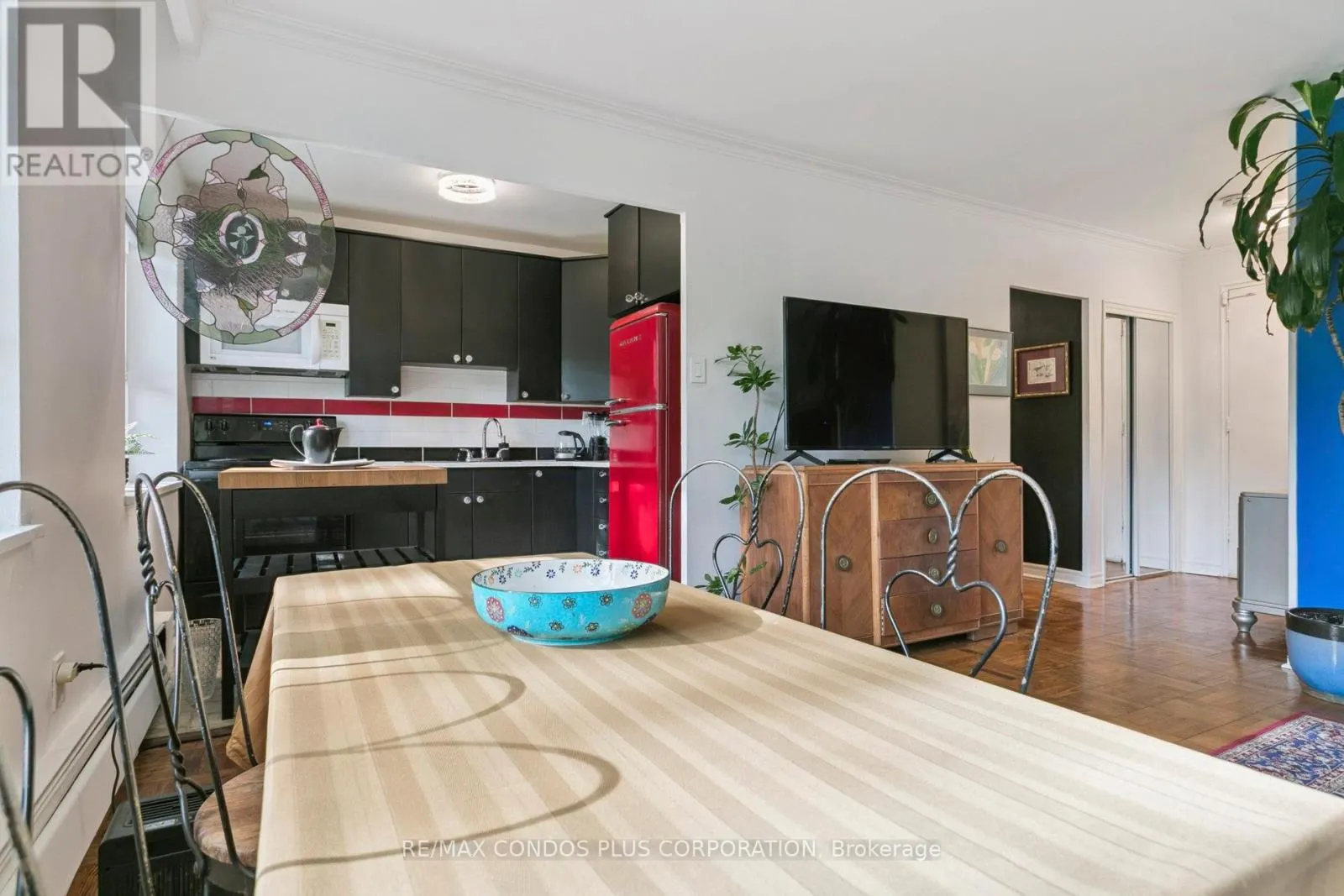 101 - 185 STEPHEN DRIVE