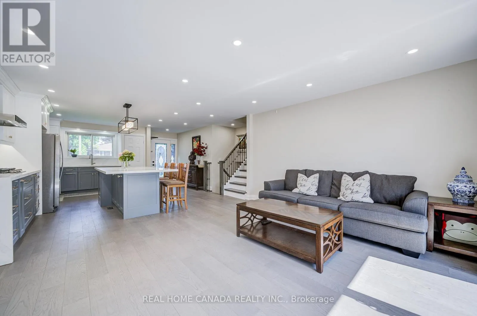 29 ELLESBORO DRIVE