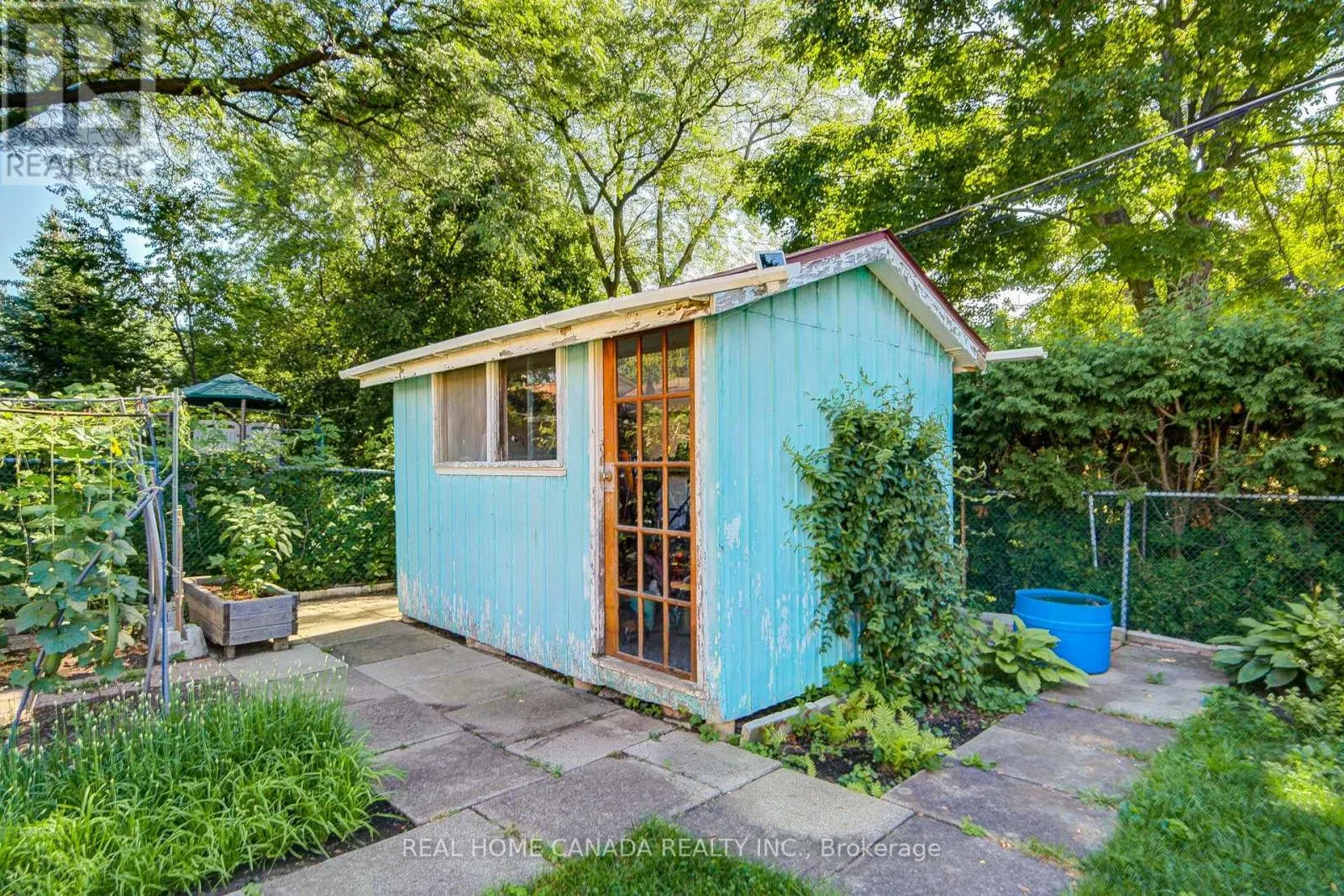 29 ELLESBORO DRIVE