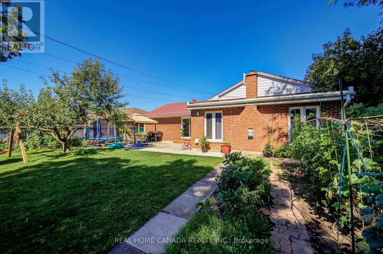 29 ELLESBORO DRIVE