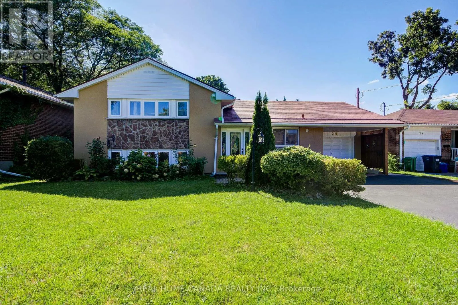 29 ELLESBORO DRIVE