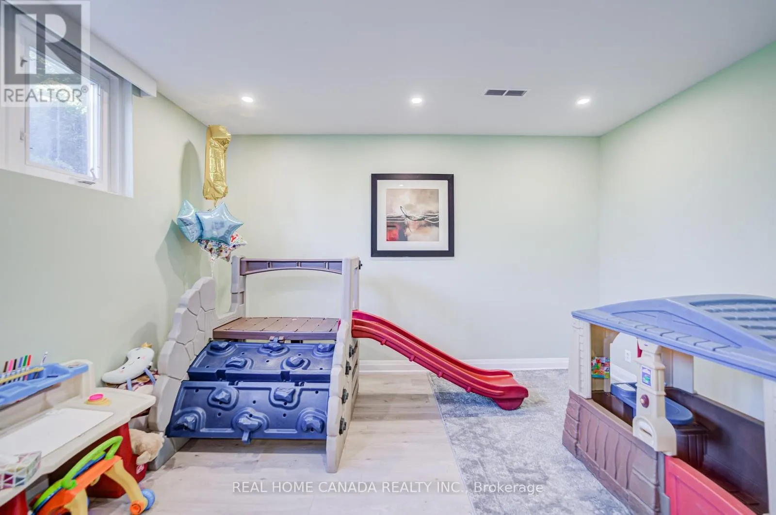 29 ELLESBORO DRIVE