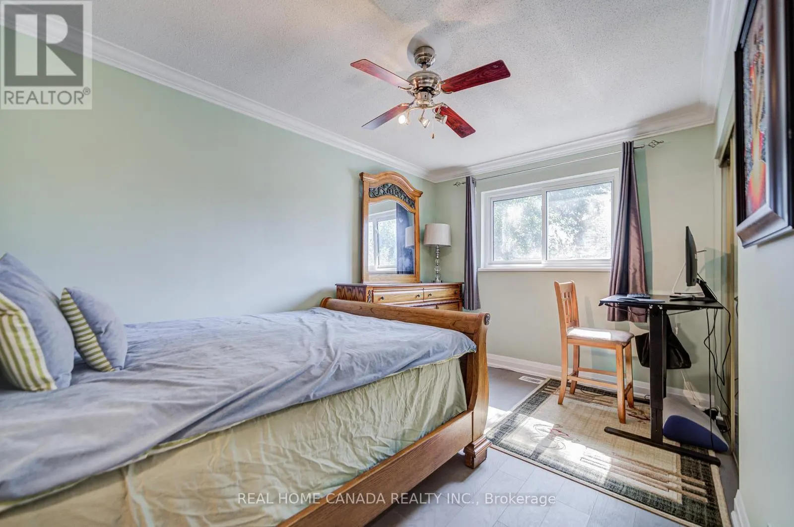 29 ELLESBORO DRIVE