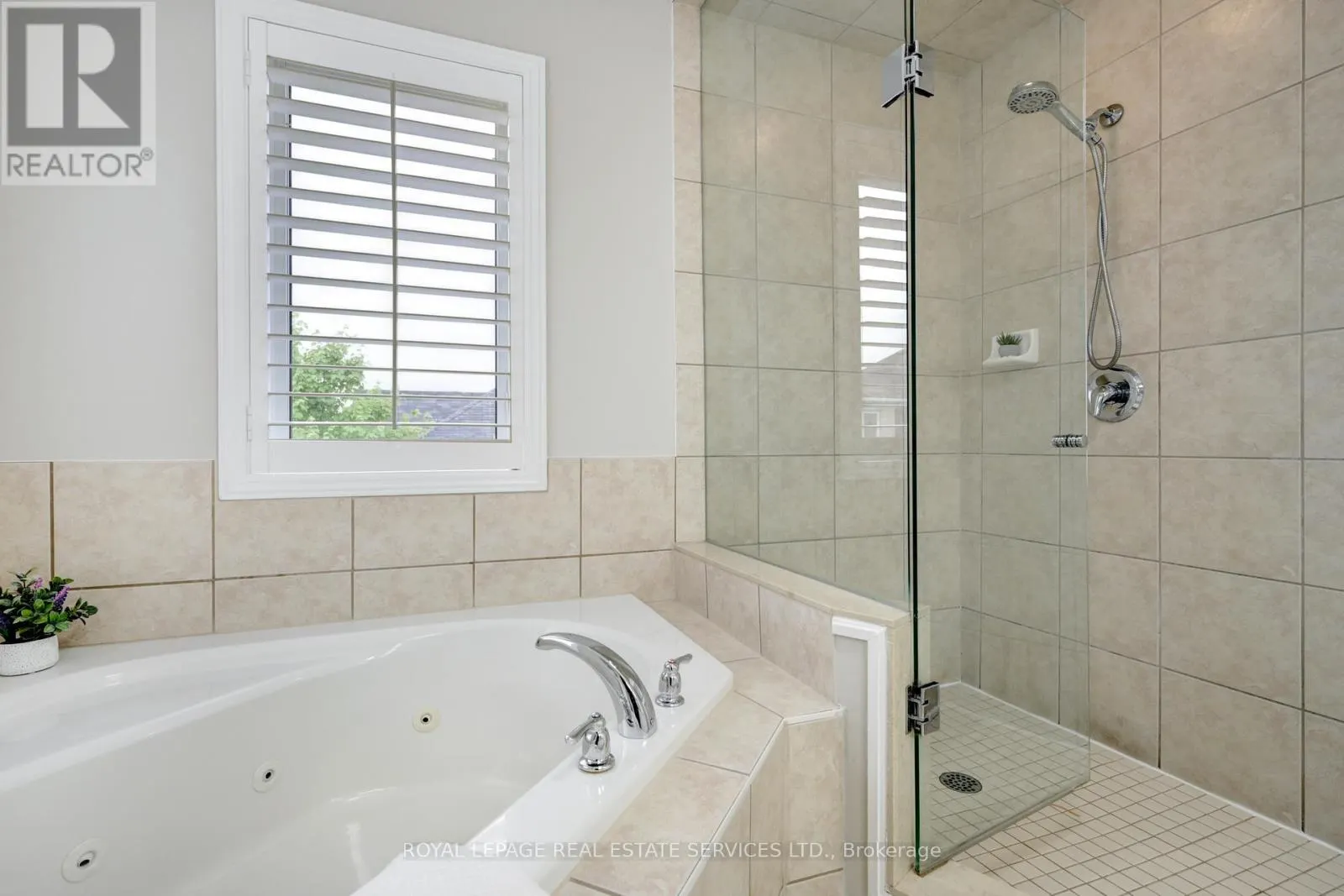 3187 COTTER ROAD
