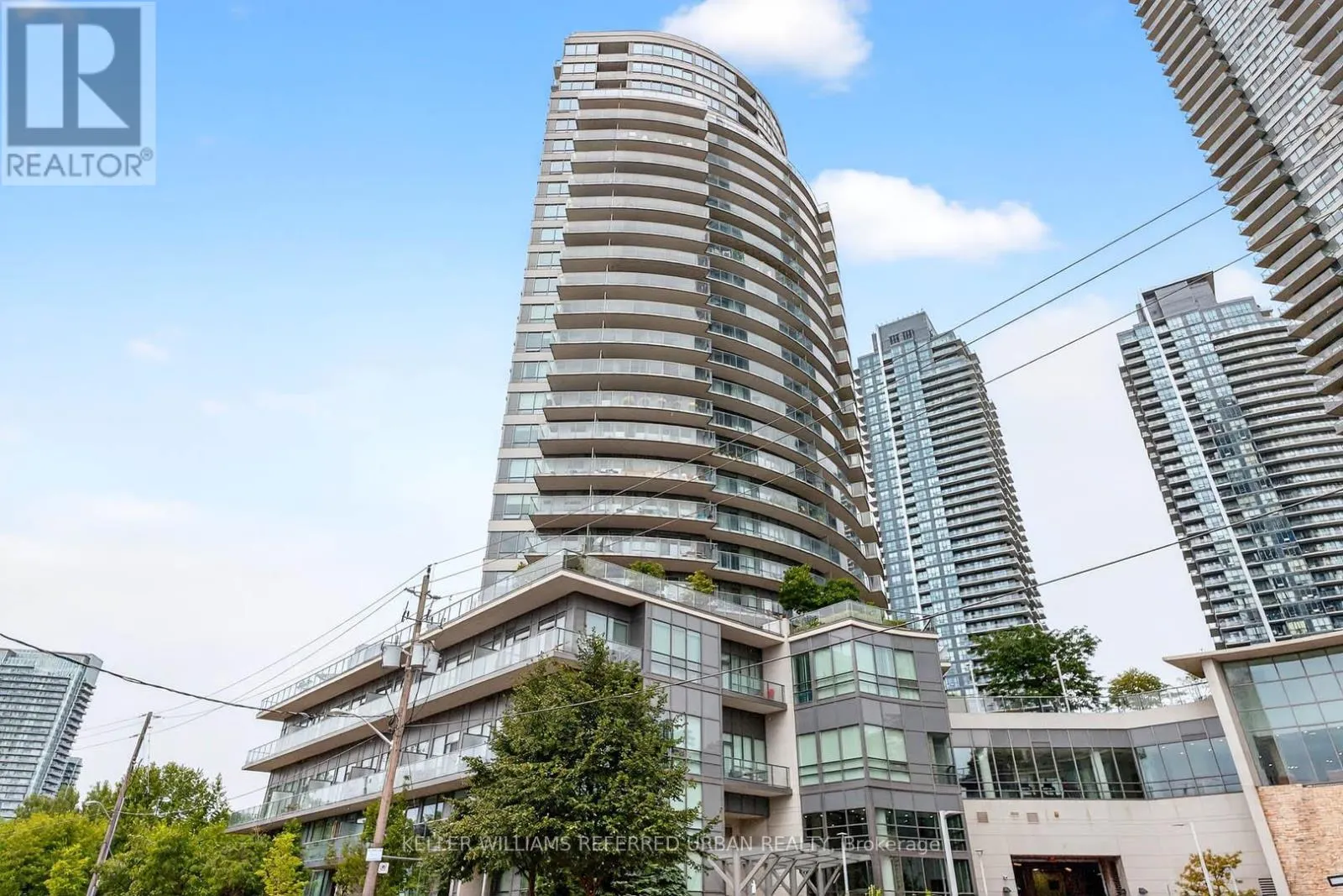 2305 - 15 LEGION ROAD