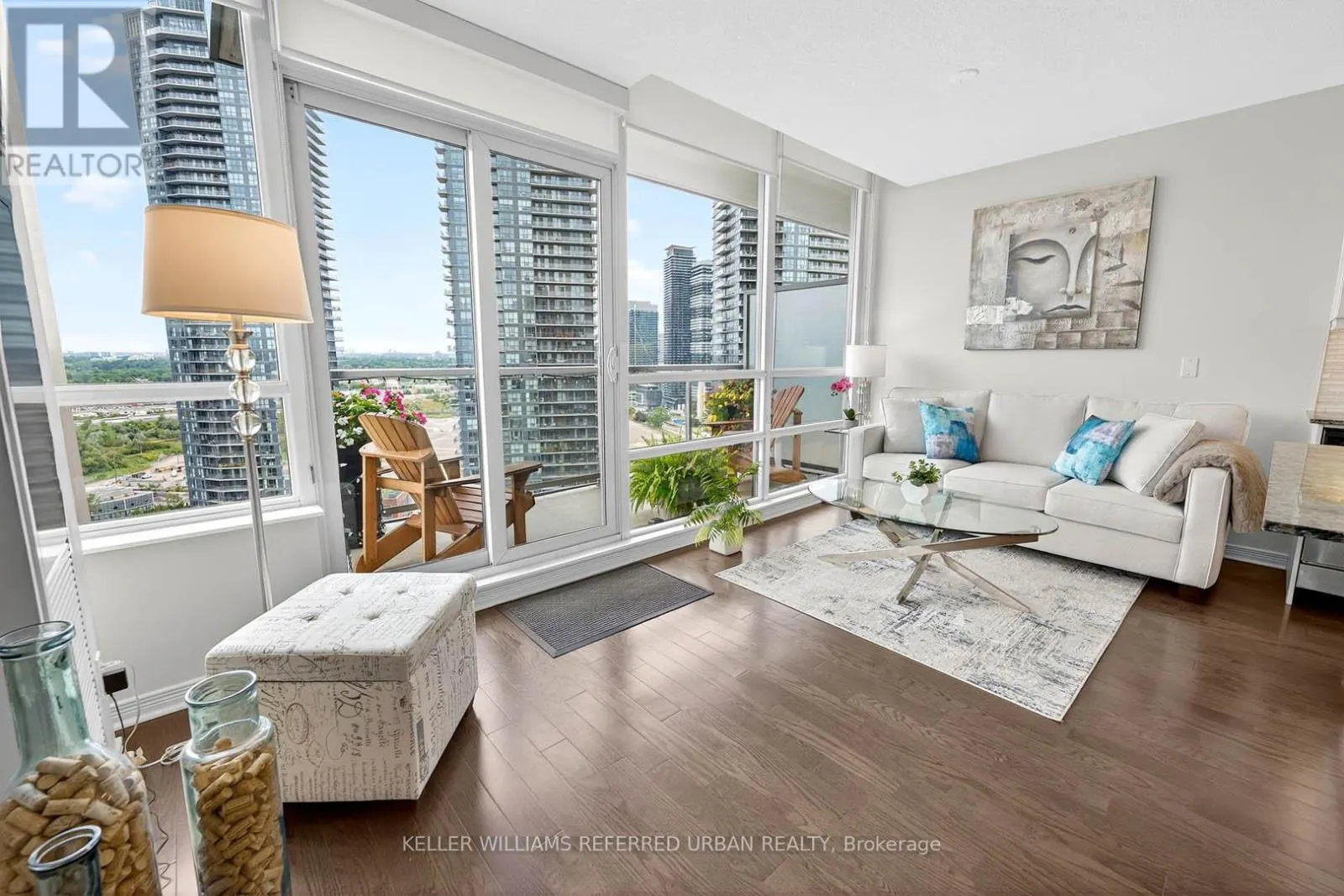 2305 - 15 LEGION ROAD