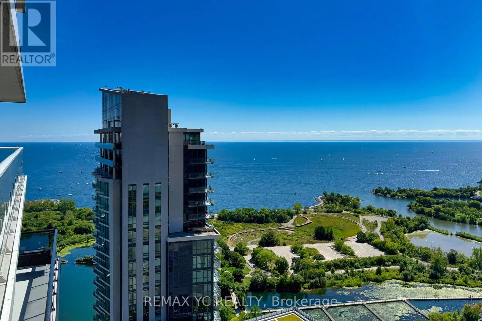 3904 - 56 ANNIE CRAIG DRIVE