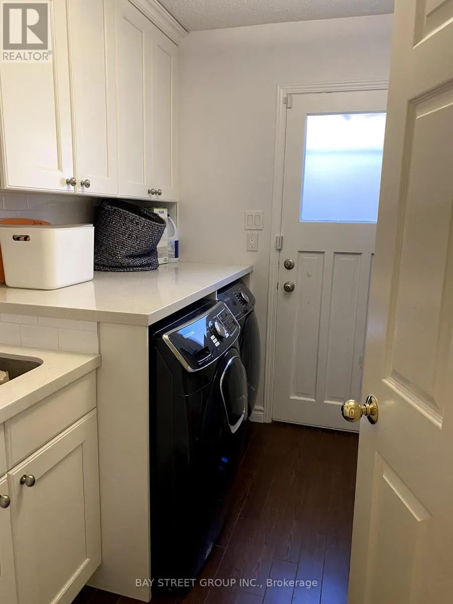 1322 ROSEBERRY CRESCENT