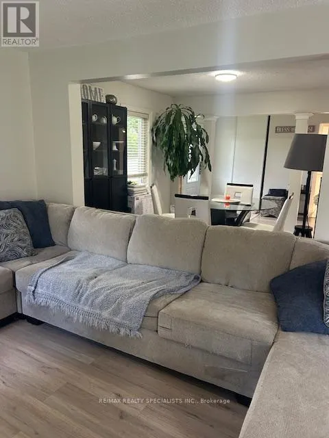 66 - 3265 SOUTH MILLWAY