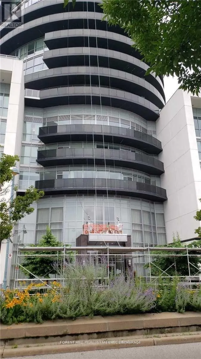 1002 - 80 MARINE PARADE DRIVE