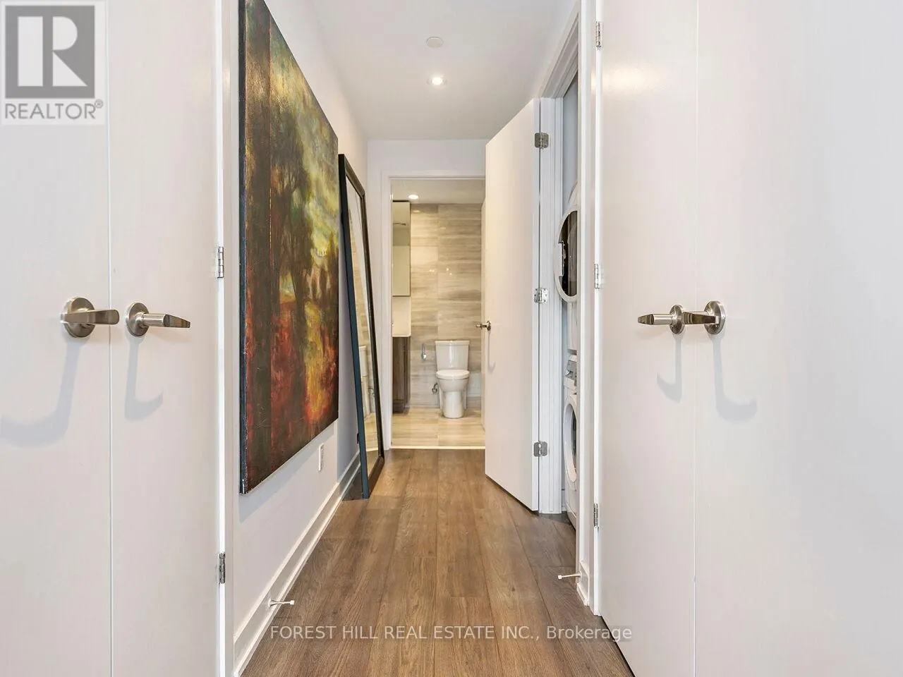 406 - 1990 BLOOR STREET W