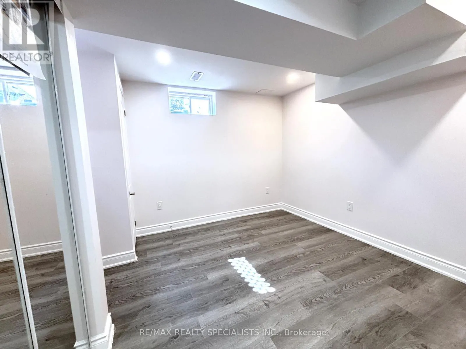 BASEMENT - 1002 DONNELLY STREET