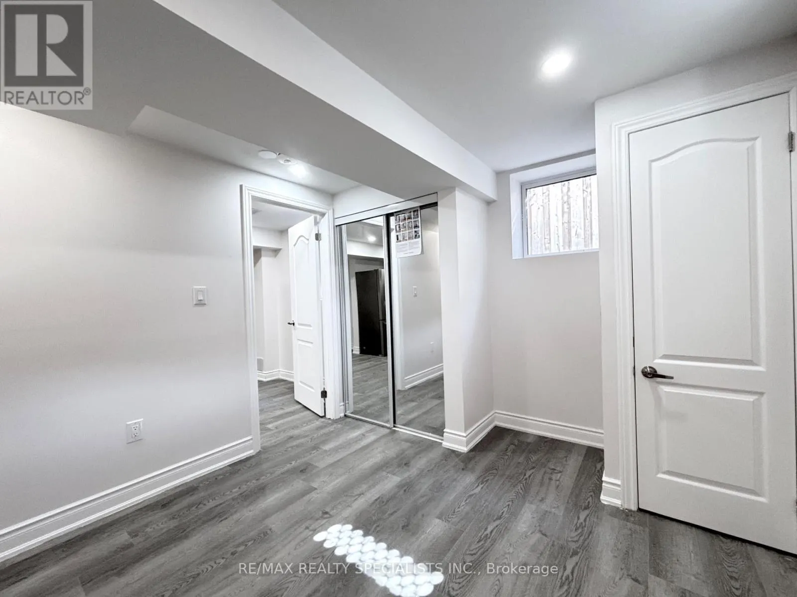 BASEMENT - 1002 DONNELLY STREET