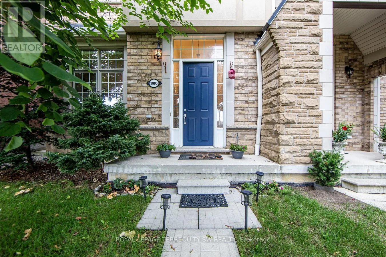 3895 EGLINTON AVENUE W