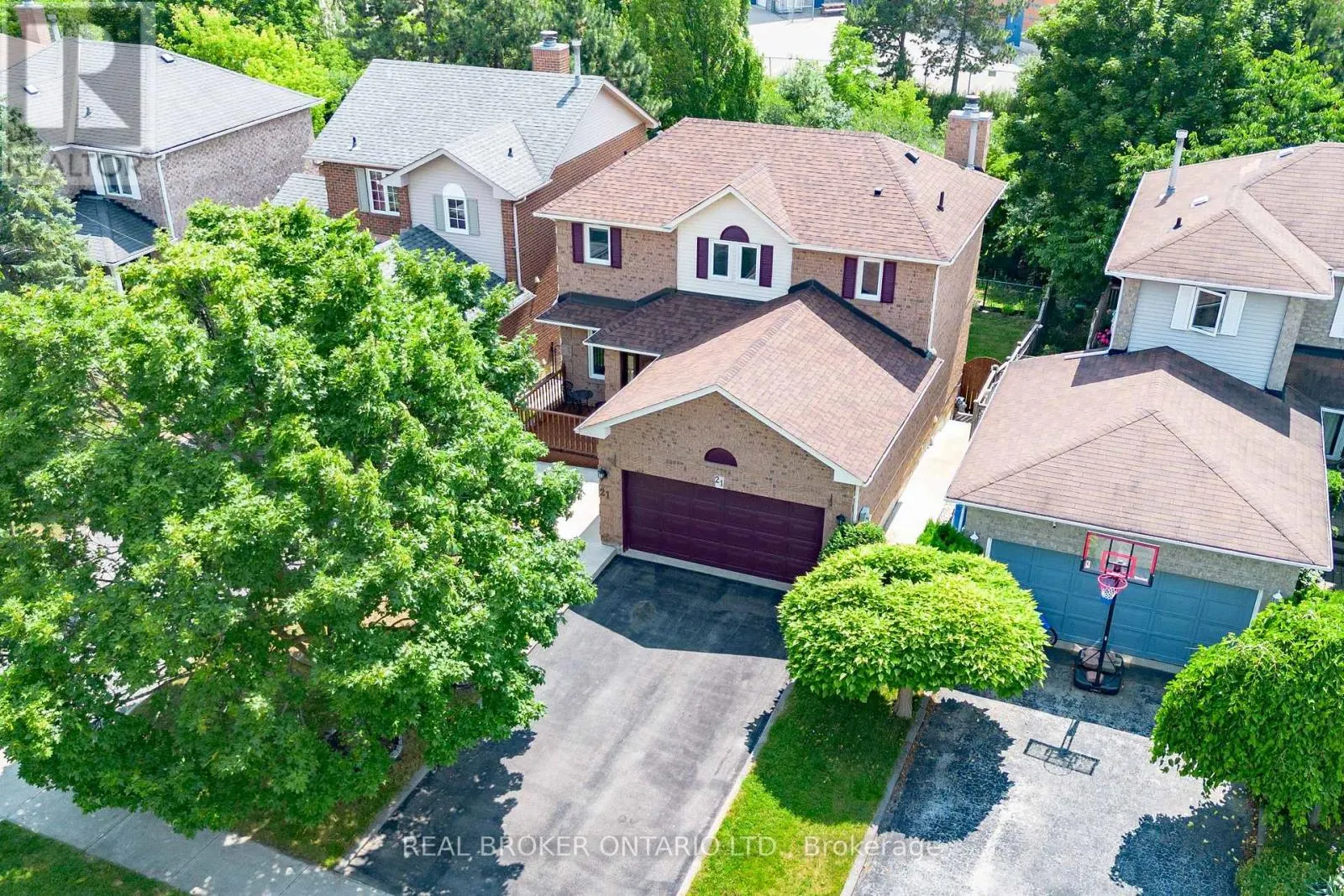 21 VIVIANS CRESCENT