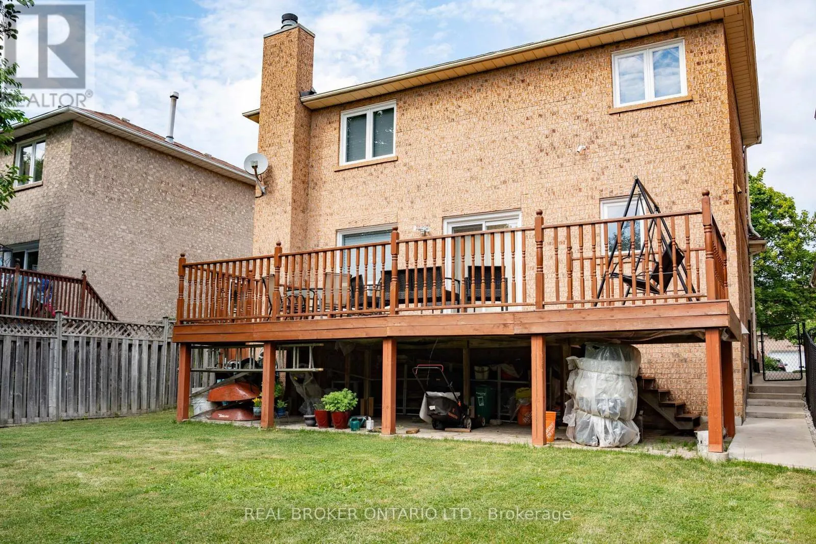 21 VIVIANS CRESCENT
